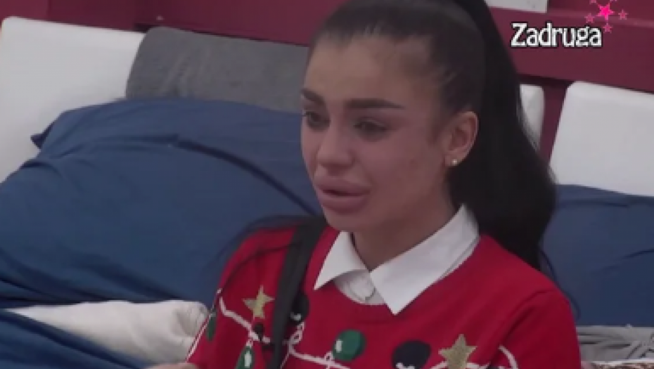 MARKO NASRNUO NA SANJU Pljunuo je u lice, Grujićeva ZANEMELA, a onda briznula u plač (VIDEO)