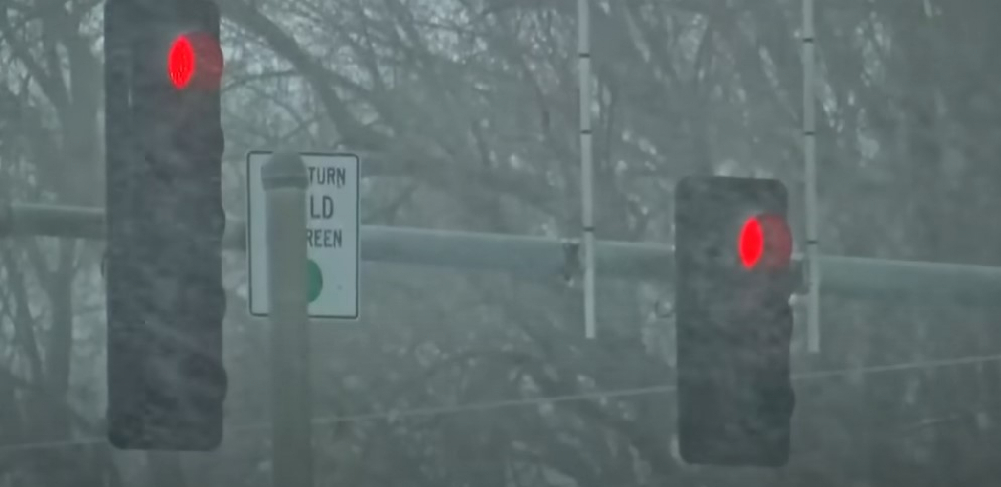 IMA MRTVIH, TEMPERATURA 40 ISPOD NULE Ciklon bomba u Americi odnela prve žrtve, milion i po domova bez struje (VIDEO)