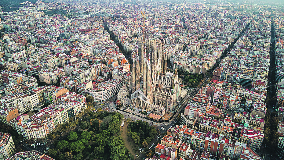 SAGRADA FAMILIA Remek delo crkvene arhitekture