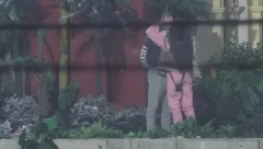 SAKRILI SE MISLEĆI DA IH KAMERA NE SNIMA Anđela i Zvezdan uhvaćeni u AKCIJI, nisu mogli da se obuzdaju! (FOTO)