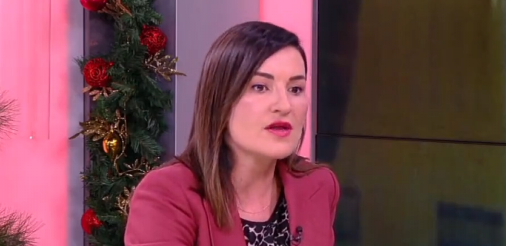JELENA OBUĆINA: "Nemojte davati narodu lažnu nadu da će se Kosovo vratiti u sastav Srbije!"