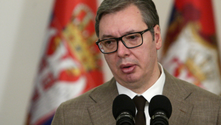 TAČNO U 12:15 Ministri iz SNS na sastanku sa Vučićem!