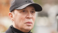 SVI ZANEMELI OD ŠOKA ZBOG KARAMELE Svi ga urnišu da se izdeformisao plastičnim operacijama, a njegovo poslednje pojavljivanje ostavlja bez teksta! (FOTO)