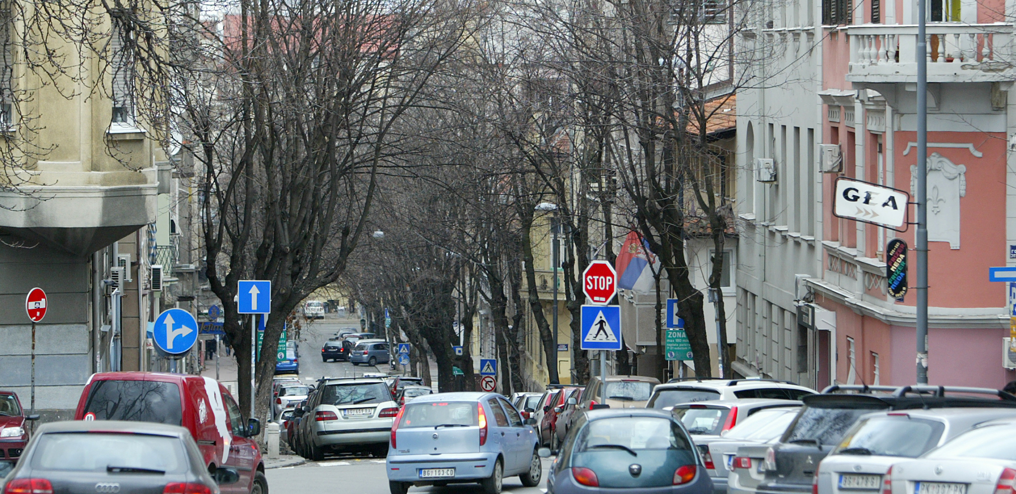 VAŽNO OBAVEŠTENJE Najkasnije do sutra u 22 časa ukloniti vozila sa trase Beogradskog maratona
