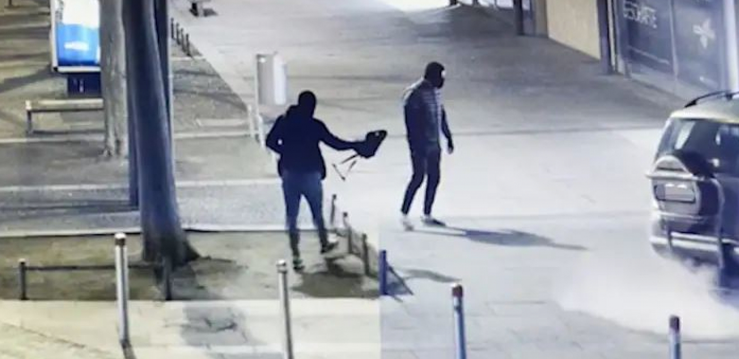 UŠLI SA BEJZBOL PALICAMA U APOTEKU, PA VEZALI RADNIKA Braća blizanci počinili jezivu krađu vrednu 30.000 evra