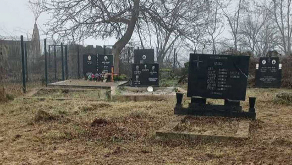Sredstvima Kancelarije za KiM uređeno groblje u Đurakovcu