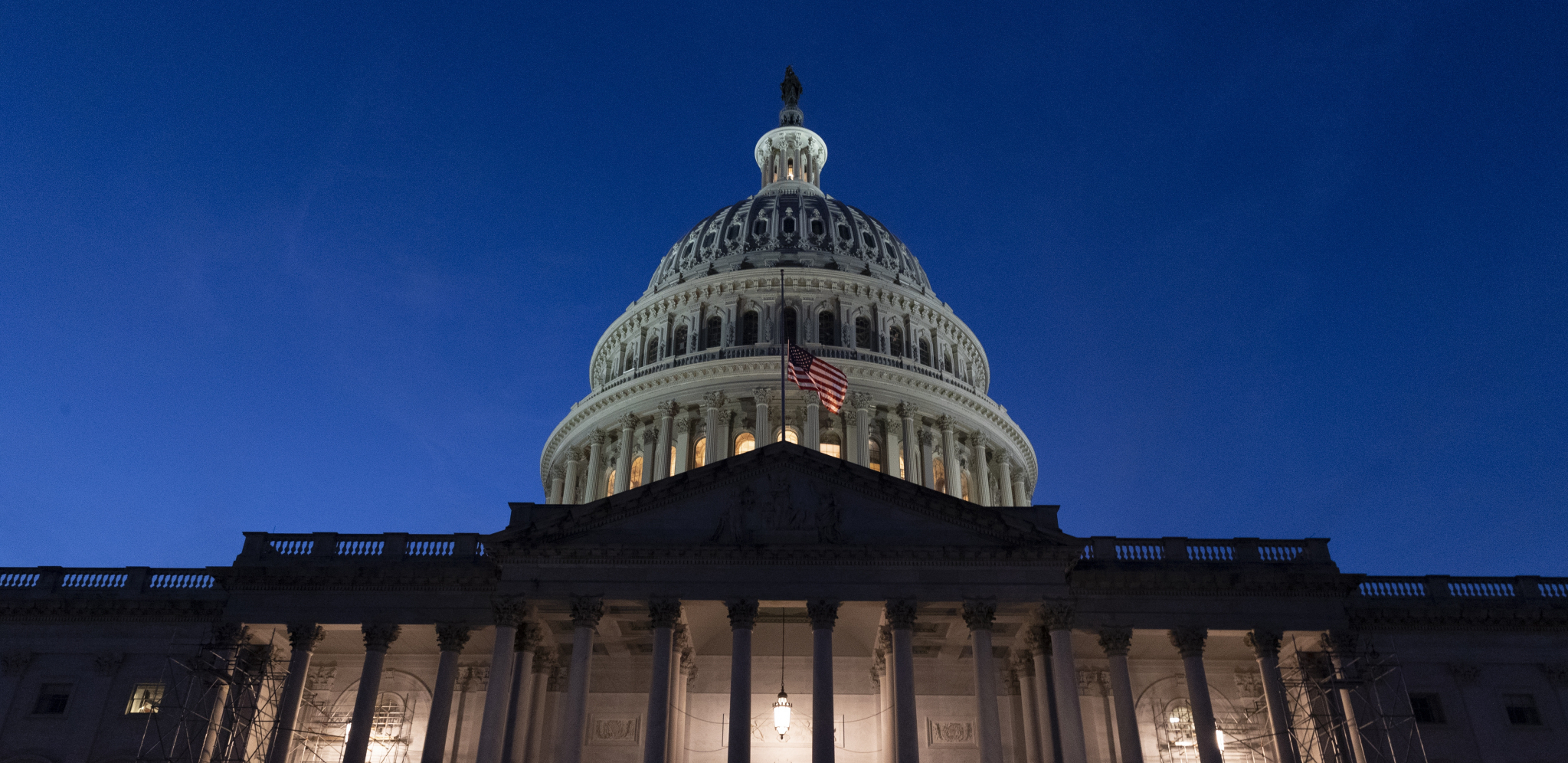 RAT OKO UKRAJINE U AMERIČKOM KONGRESU Skandalozan potez demokrata na kraju glasanja (VIDEO)