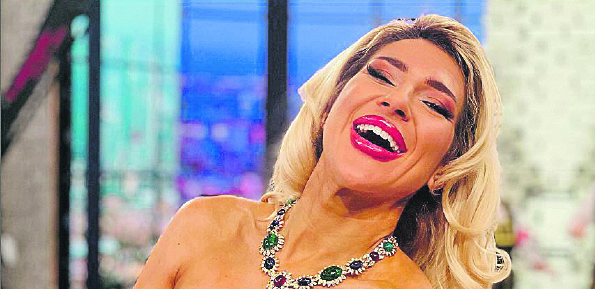 JA ĆU TE OŽIVLJAVATI IZNOVA! Voditeljka šokirala objavom: Jovana Jeremić ima novog dečka? (FOTO)