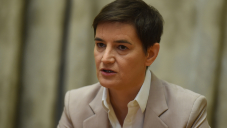 "JEDNO JE ŠTA KAŽE KFOR, DRUGO REALNOST!" Brnabić o potezima Srbije nakon negativnog odgovora za povratak vojske na KiM!