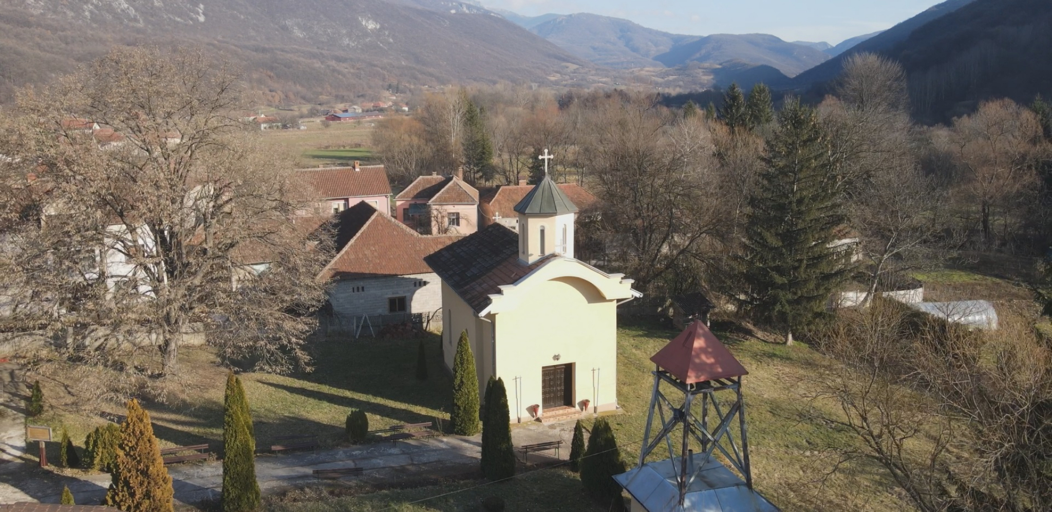 BOŽIJE ČUDO U SRBIJI! Na ovo mesto dođu bez poroda, a vraćaju sa decom u naručju, ali to nije sve... (FOTO)