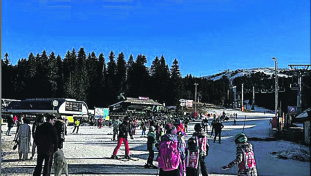 SNEG ČEKAJU KO OZEBAO SUNCE! Sezona na planinama u Srbiji još nije zabelela