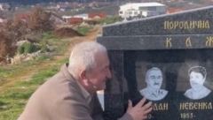 BOGDAN IZ TREBINJA KUKA NA SVOM GROBU Redovno si "isplače" nad samim sobom, a rodbina umire od smeha