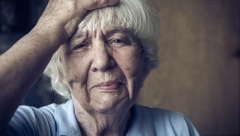 ZAŠTO JE UČESTALOST MOŽDANIH I SRČANIH UDARA POVEĆANA UJUTRU Jedna navika koju skoro svi imamo može da utiče na to