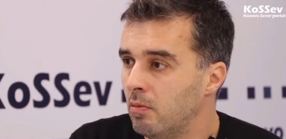 SAVO MANOJLOVIĆ PONAVLJA KURTIJEVE REČI I KRIMINALIZUJE PREDSTAVNIKE SRBA SA KiM! (VIDEO)