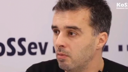 SAVO MANOJLOVIĆ PONAVLJA KURTIJEVE REČI I KRIMINALIZUJE PREDSTAVNIKE SRBA SA KiM! (VIDEO)