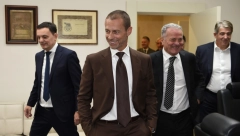 "ONI SU RAK FUDBALA" Predsednik UEFA isprozivao "bed blu bojse"