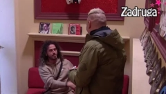 BRENDON RAZOTKRIO DA JE PEVAČ BIO SA MUŠKARCEM Šokantne optužbe, slao slike, postoje i dokazi, on pocrveno od stida!