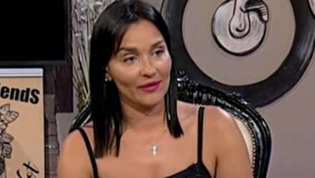 BILA JE NAJFATALNIJA VODITELJKA, RODILA DETE BIZNISMENU Žene su sanjale da imaju kao njene grudi, ODJEDNOM NESTALA, a evo kako danas izgleda Rada Radenović! (FOTO)