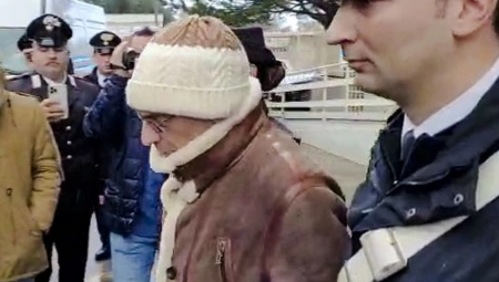 OTKRIVENA TAJNA SOBA ŠEFA KOZA NOSTRE Šta se krije iza blindiranih vrata mafijaškog bosa
