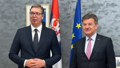 Vučić sutra sa Lajčakom