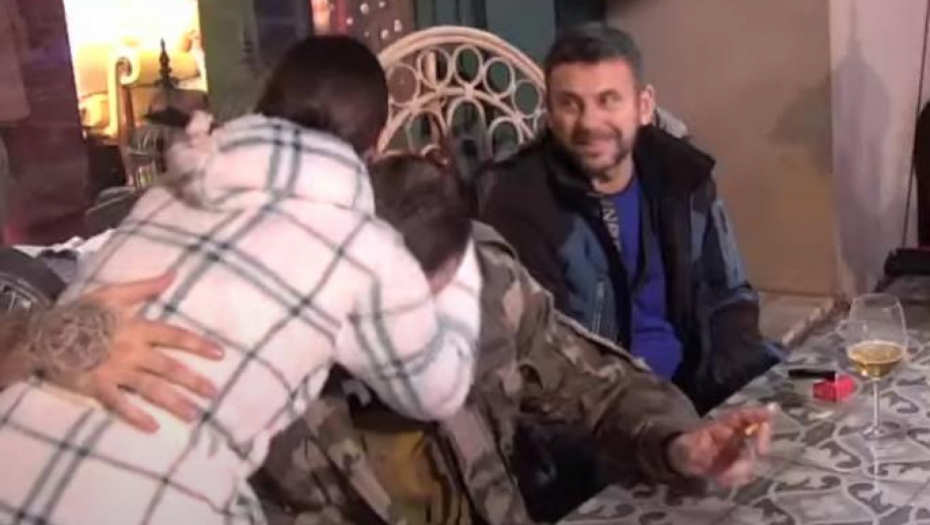 ŠOKANTNO ŠTA FILIP I MILICA RADE MAJI IZA LEĐA Marinkovićeva se ZALETELA kada ih je videla, nastao OPŠTI HAOS! (FOTO)