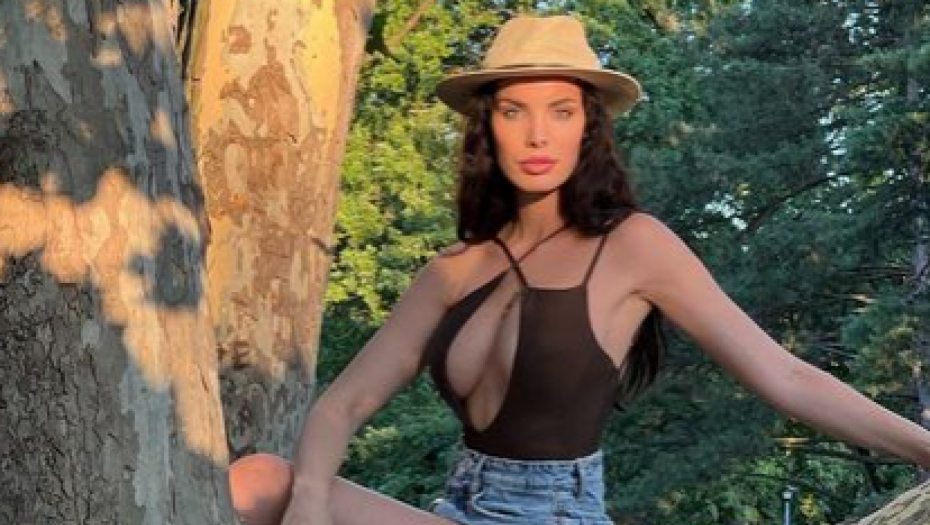 UDALA SE TEODORA BJELICA! Mladoženju krila od svih, pojavile se i fotografije sa venčanja!
