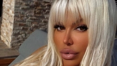 DARO, VRATI BARBIKI LICE! Pevačica se ponovo zaigrala u fotošopu (FOTO)