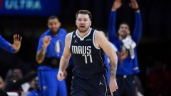 BOGDAN DVOCIFREN PROTIV DALASA Dončić promašio šut za pobedu, Hoksi imali sreće u finišu (VIDEO)