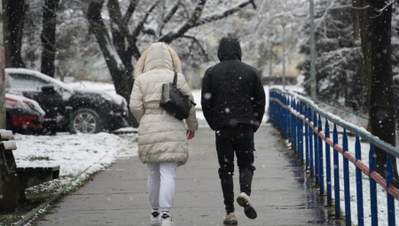 SRBIJU ČEKA HLADAN TUŠ Baba Marta donosi varljivo proleće, a od ovog datuma će opet zalediti