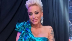 ŠOK! Dušicu Jakovljević krišom snimala osoba iz publike, evo šta voditeljka radi tokom reklama, snimak se munjevito širi (VIDEO)