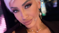 EVO KAKO JE DUŠICA JAKOVLJEVIĆ IZGLEDALA PRE OPERACIJA Na društvenim mrežama nastao haos, komentari se samo ređaju (FOTO)