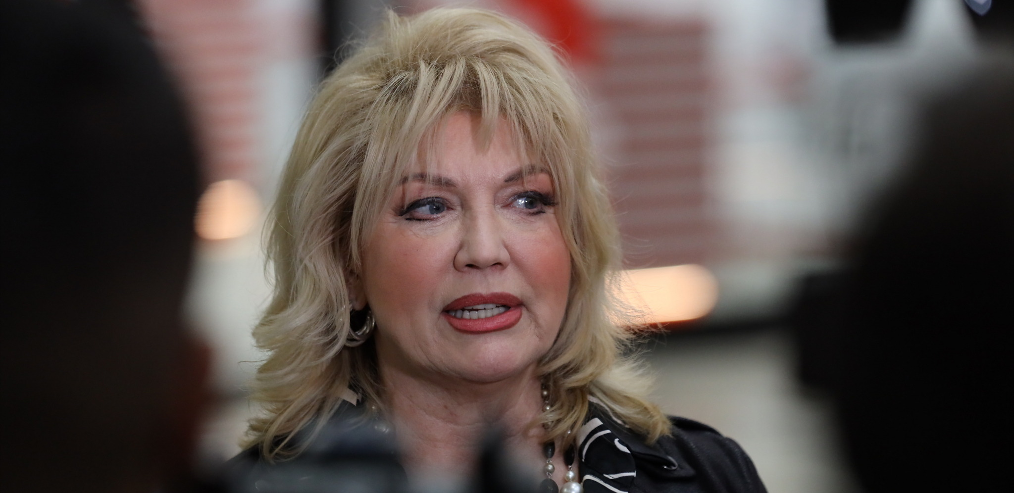 FOTKA SUZANE MANČIĆ KOJA KRUŽI DRUŠTVENIM MREŽAMA Munjevito se širi i komentariše, niko ne može da je prepozna! (FOTO)