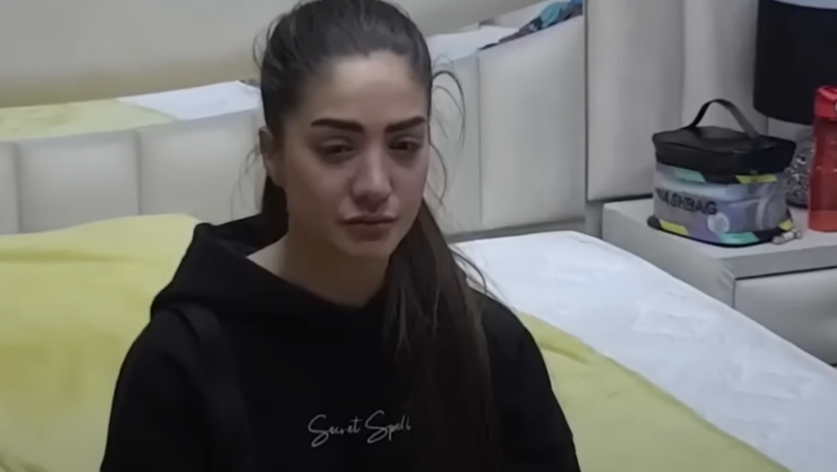 PROGOVORILI, Anđelini roditelji se odriču svoje ćerke zbog se*sa u rijalitiju "POZLILO MU KADA JE UGLEDAO SVOJU MEZIMICU U KREVETU SA ZVEZDANOM"