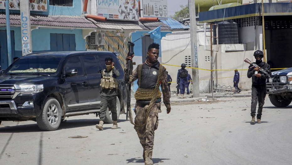 EKSPLOZIJA AUTOMOBILA-BOMBE Petoro povređeno u Mogadišu, najmanje 20 povređeno