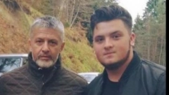 VREĐAO I PROZIVAO SRBE, A ONDA MU ZABRANJEN ULAZAK U NAŠU ZEMLJU Slikao se sa Naserom Orićem, napao Cecu, odjednom NESTAO, a evo kako danas izgleda pevač! (FOTO)