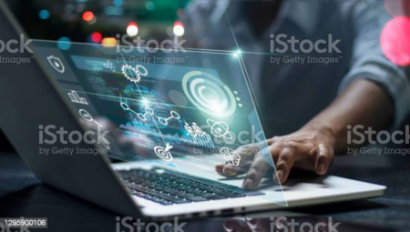SRBI SVE VIŠE VERUJU U DIGITALNE TEHNOLOGIJE  Nastavljen rast upotrebe digitalnog bankarstva u Srbiji