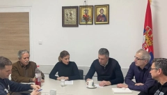 TZV. "PATRIOTE" NIKAKO DA NAUČE Sada žele još jednu javnu lekciju od predsednika Vučića