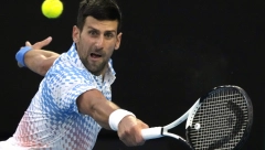 UDARI ME, NE PLAŠIM SE Evo zašto poznati trener tvrdi da Novak igra kao bokser
