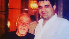 PONOSAN NA SARADNJU SA PAOLOM KOELJOM  Saša Mriković objavio fotografiju sa legendarnim piscem, A ONDA JE PROGOVORIO O EVROVIZIJI