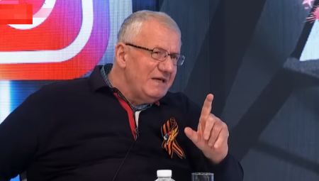 ŠEŠELJ UPOZORAVA NA VELIKU OPASNOST KOJA SE NADVILA NAD SRBIJOM Glavešine protesta žele krvoproliće