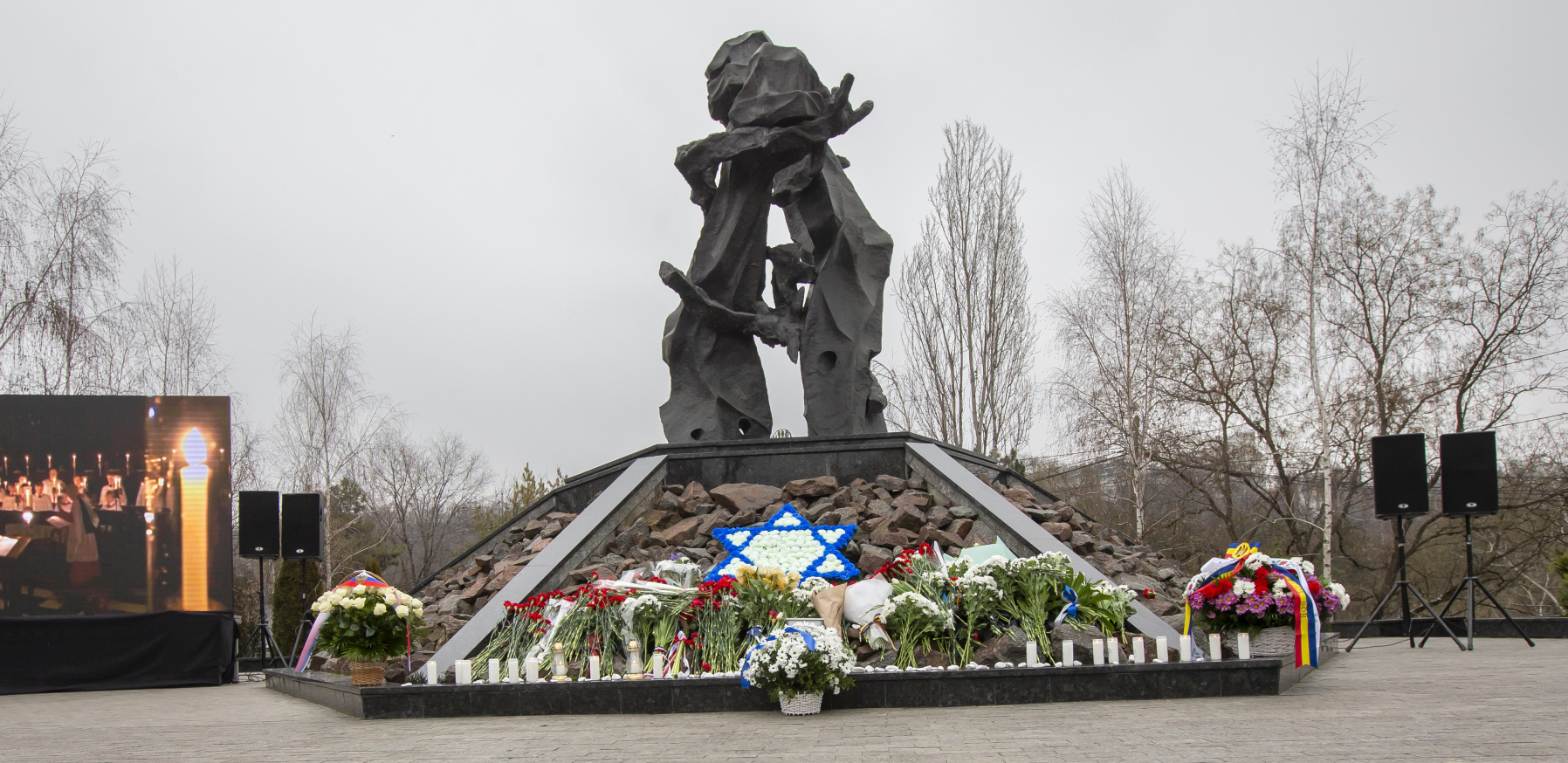 NEVEROVATNO! HRVATI NA  ČELU KOMISIJE ZA HOLOKAUST Direktor Centra Simon Vizental Efraim Zurof ukazao na nečuvenu ironiju