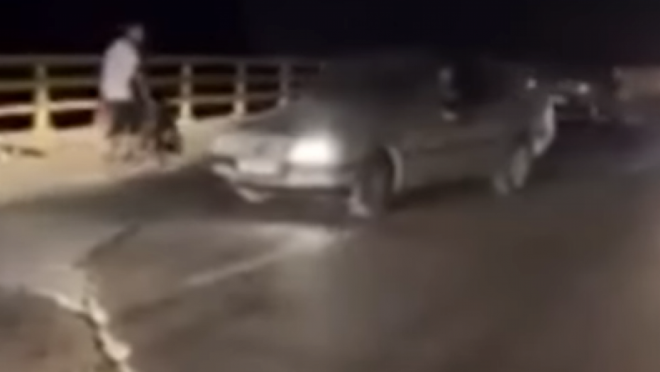 DVE OSOBE NASTRADALE, PREKO STOTINU POVREĐENO Novi detalji smrtonosnog zemljotresa u Iranu