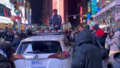 HAOS I PANIKA U SAD: Milioni Amerikanaca ubrzano gomilaju zalihe! Šta se dešava....