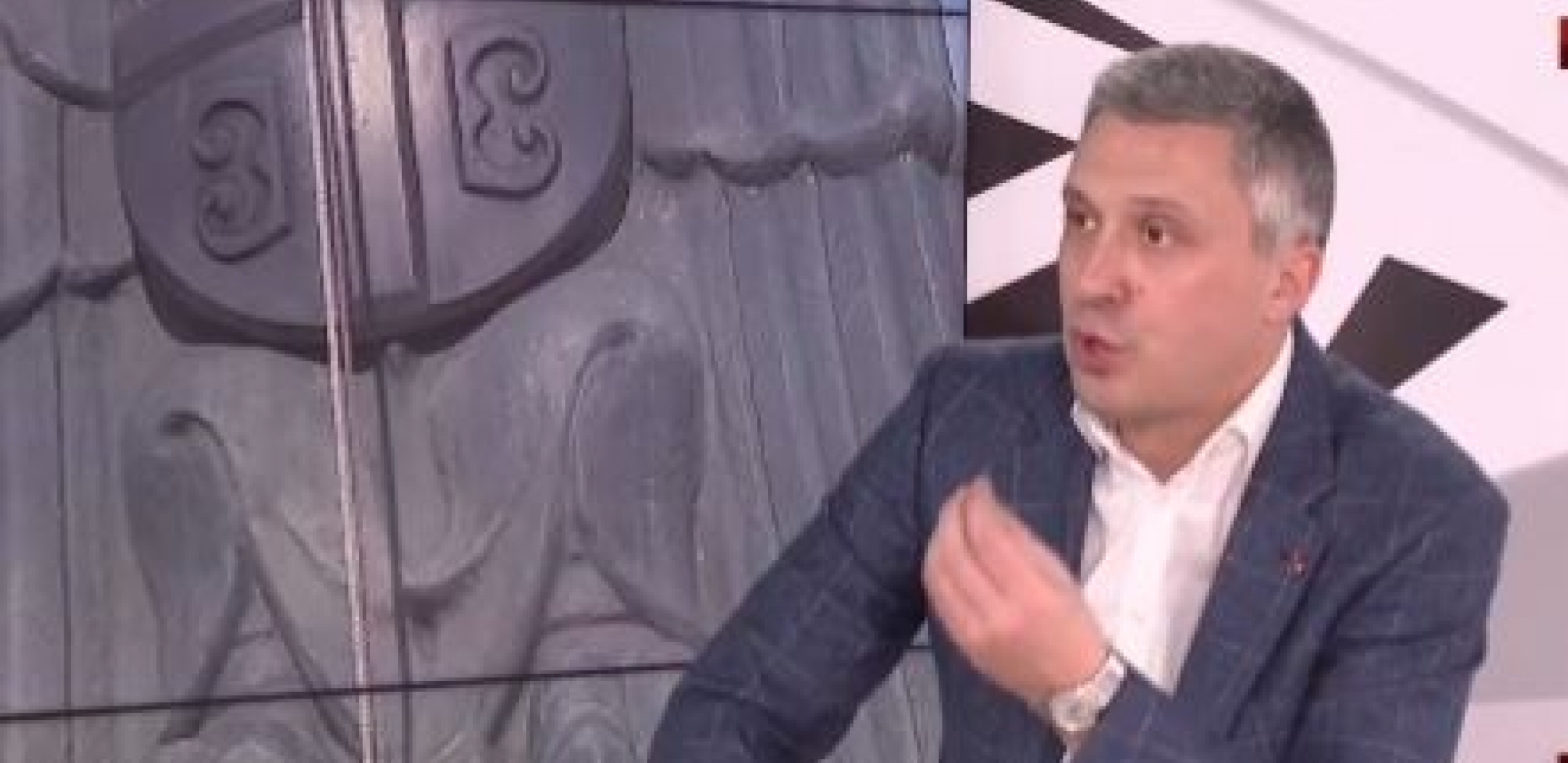OBRADOVIĆ KAO DA PRAVI ŽURKU! Srbiji poručili - nisu bitni vaši životi, već samo naše fotelje!