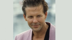 BIO JE ŠMEKER KOJEM SU SE ŽENE NUDILE NA TACNI: Sada svojom pojavom plaši ljude, izgleda kao prosjak