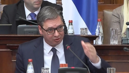 VAŠA TEMA I VAŠA META SAM JA Vučić odgovorio opoziciji: Moja meta i moja tema su napredak Srbije i budućnost ove zemlje (VIDEO)