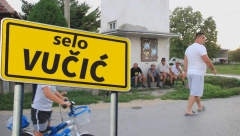 U SRCU ŠUMADIJE NALAZI SE SELO VUČIĆ Putnici-namernici ostaju zbunjeni, meštani otkrivaju da li ime ima veze sa srpskim predsednikom