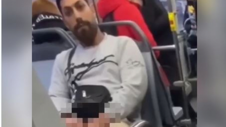 HOROR U BEOGRADU Deca usnimila pedofila kako masturbira pred njima u prepunom autobusu! (VIDEO)