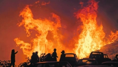 LJUDI IZGORELI ŽIVI U AUTOMOBILIMA! Tragedija za tragedijom