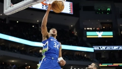 PONIŠTENO! NBA liga stavila Janisa na mesto, u Jokićevom timu u neverici